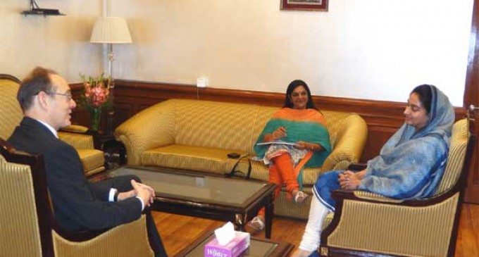 The Union Minister for Food Processing Industries, Smt. Harsimrat Kaur Badal meets the British High Commissioner, Sir James Bevan, in New Delhi on June 17, 2014.