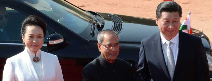The President of India, Pranab Mukherjee, receives Xi Jinping, President of the People’s Republic of China during his ceremonial reception at forecourt on September 18, 2014.