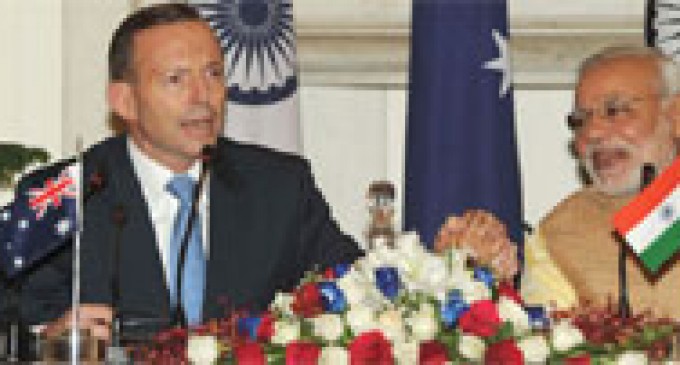 Prime Minister, Shri Narendra Modi and the Prime Minister of Australia, Mr. Tony Abbott, at the Joint Press Statements