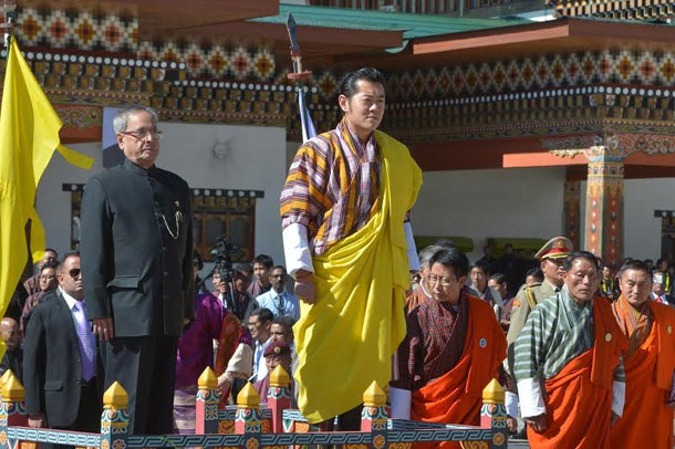 President of India, Shri Pranab Mukherjee, being welcoming by King of Bhutan, His Majesty King Jigme Khesar Namgyel Wangchuck 