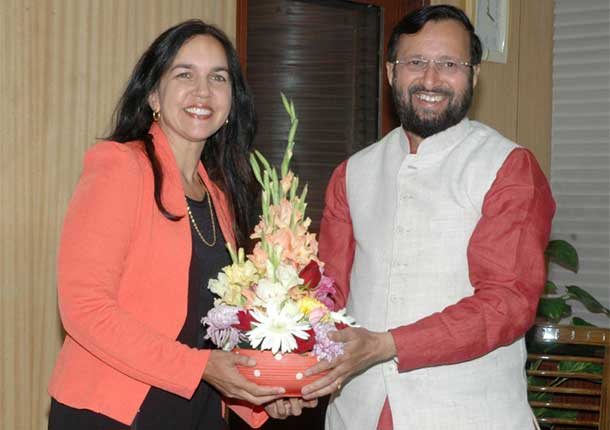 Minister of State for Environment, Forest and Climate Change (Independent Charge), Prakash Javadekar meeting the Australian Senator, Lisa Singh