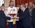 The Ambassador-designate of the Republic of the Marshall Islands, Thomas D. Kijiner presenting his credential to the President, Pranab Mukherjee