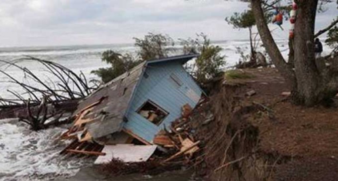 India gives $250,000 to Vanuatu for relief