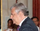 HE Mr. Jose Jesus Guillermo Betancourt Rivera, Ambassador-designate of Peru presenting his Credential to the President of India, Shri Pranab Mukherjee at Rashtrapati Bhavan