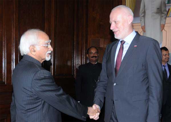 The President of the National Assembly of Republic of the Slovenia, Dr. Milan Brglez calling on the Vice President of India and Chairman, Rajya Sabha, Mohd. Hamid Ansari, in New Delhi.