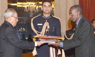 Ambassador-designate of the Burkina Faso, Amadou Traore presenting his credential to the President, Pranab Mukherjee