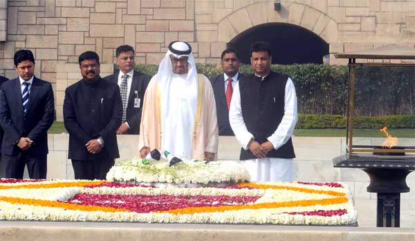 The Prime Minister, Narendra Modi receiving the Crown Prince of Abu Dhabi paying homage at the Samadhi of Mahatma Gandhi, at Rajghat, in Delhi on February 11, 2016.