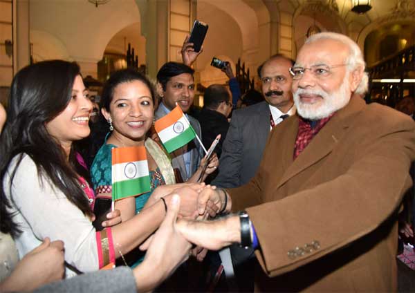 The Prime Minister, Narendra Modi being warmly welcomed by the people of Indian Community, on his arrival at Brussels, Belgium.