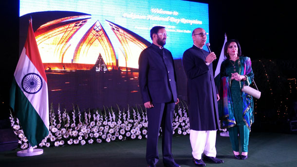 Shri Prakash Javadekar, Minister of State (IC) of Environment, Forests & Climate Change with Pakistan High Commissioner, Shri Abdul Basit on the eve of Pakistan National Day
