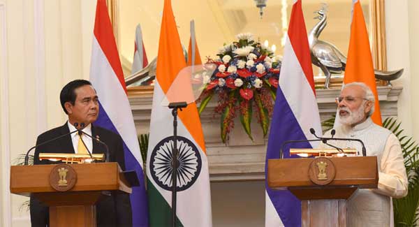 The Prime Minister, Narendra Modi at the Joint Press Statement with the Prime Minister of the Kingdom of Thailand, General Prayut Chan-o-cha, in New Delhi on June 17, 2016.