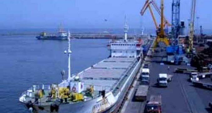 India sends wheat consignment to Afghanistan via Iranian port
