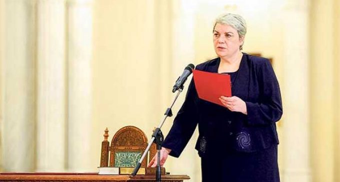 Romania gets first female prime minister