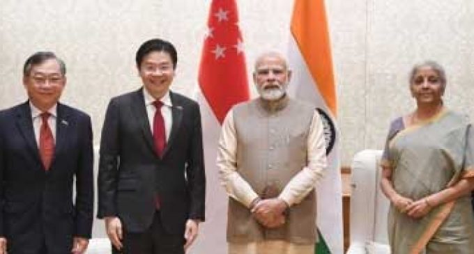 India-Singapore ministerial delegation meets PM Modi