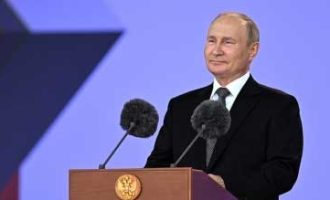 Putin wishes Murmu, Modi on R-Day, hails India’s contributions