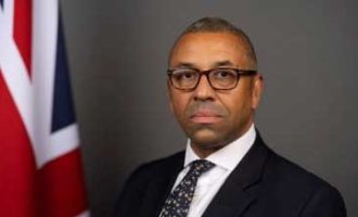UK Foreign Secretary in India, to launch scheme for young professionals