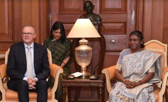 PRIME MINISTER OF AUSTRALIA CALLS ON THE PRESIDENT OF INDIA