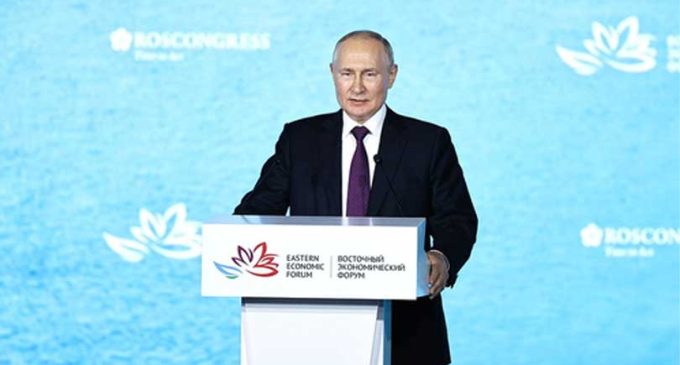 PM Modi ‘doing the right thing’ by promoting Make in India: Putin