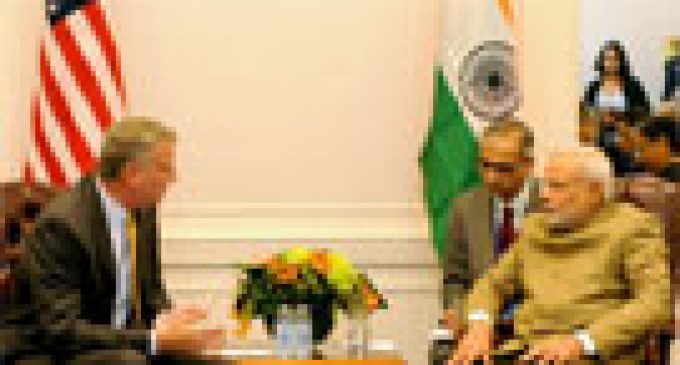 PM Narendra Modi meeting the Mayor of New York, Mr. Bill de Blasio in New York