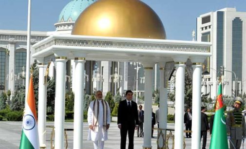 The Prime Minister, Narendra Modi with the President of Turkmenistan, Gurbanguly Berdimuhamedov