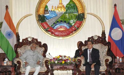 Vice President, Mohd. Hamid Ansari meeting the Prime Minister of Lao PDR, Thongsing Thammavong