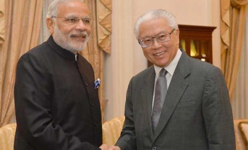 Prime Minister, Narendra Modi meeting the President of Singapore, Tony Tan Keng Yam, in Istana, Singapore.