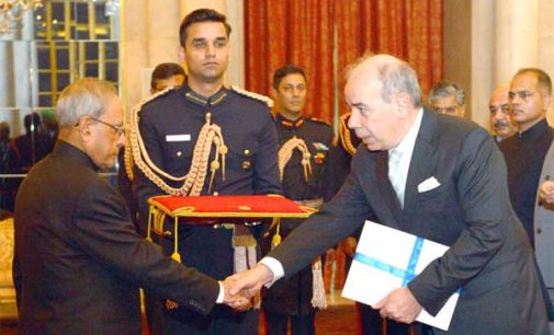 Envoys of Four Nations Present Credentials to President of India