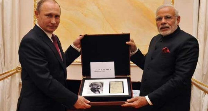 Putin gifts Modi Gandhi’s notes, Indian sword