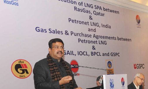 India renegotiates gas price with Qatar, saves Rs.16,000 crore