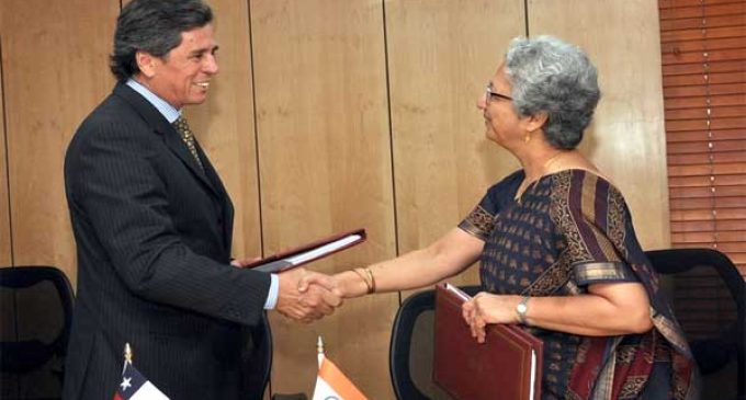 Commerce Secretary, Rita A. Teaotia and the Ambassador of Chile to India, Andres Barbe Gonzalez,