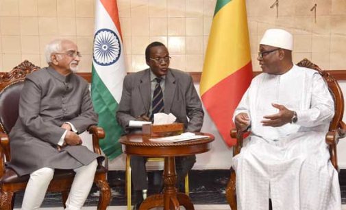 Vice President, M. Hamid Ansari calling on the President of Mali, Ibrahim Boubacar Keita, in Bamako, Mali