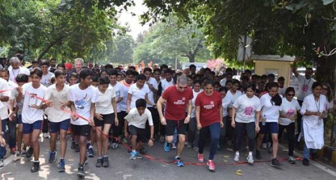 Diplomats, students and community leaders  Run for Her in Delhi