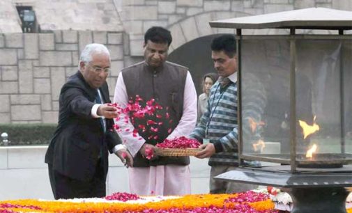 Prime Minister of Portuguese Republic, Antonio Costa paying floral tributes at the Samadhi of Mahatma Gandhi, at Rajghat