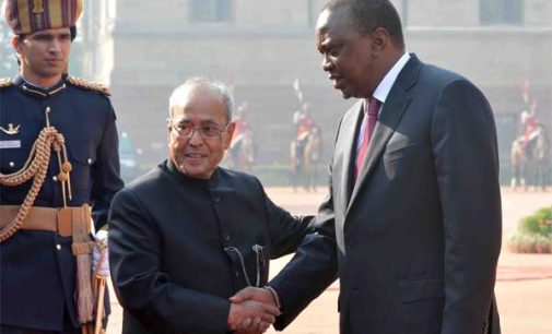 President of India, Pranab Mukherjee, receives Uhuru Kenyatta, President of the Republic of Kenya