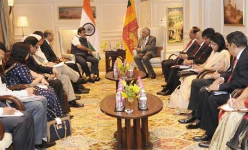 Minister for Road Transport & Highways and Shipping, Nitin Gadkari meeting the Prime Minister of the Democratic Socialist Republic of Sri Lanka, Ranil Wickremesinghe