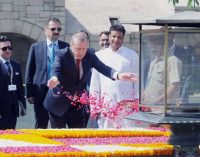 President of the Republic of Turkey, Recep Tayyip Erdogan paying floral tributes at the Samadhi of Mahatma Gandhi, at Rajghat