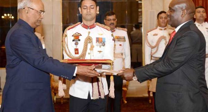 ENVOYS OF FOUR NATIONS PRESENT CREDENTIALS TO PRESIDENT OF INDIA