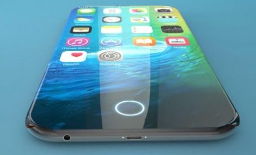 Apple ‘looking into’ iPhone 8 batteries swelling