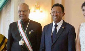 President of India, Ram Nath Kovind conferred Grand Cross of the Second Class by the President of Madagascar, Hery Rajaonarimampianina