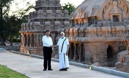 Modi turns tourist guide, takes Xi around Mahabalipuram