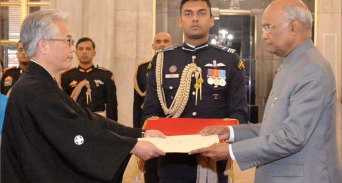 ENVOYS OF TWO NATIONS PRESENT CREDENTIALS TO PRESIDENT OF INDIA