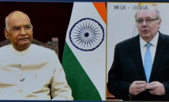 H.E. Mr. Alberto Antonio Guani Amarilla, Ambassador of Uruguay presenting credentials to President of India