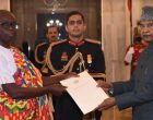 Kwaku Asomah-Cheremeh, High Commissioner of the Republic of Ghana presenting his credentials to the President, Ram Nath Kovind