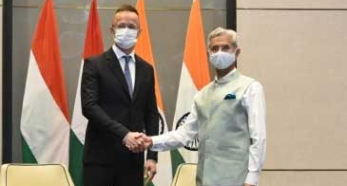 India, Hungary discuss Ukraine & engagement with EU