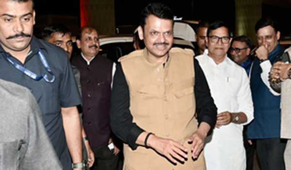 Maharashtra CM Fadnavis leaves for Davos to attend World Economic Forum