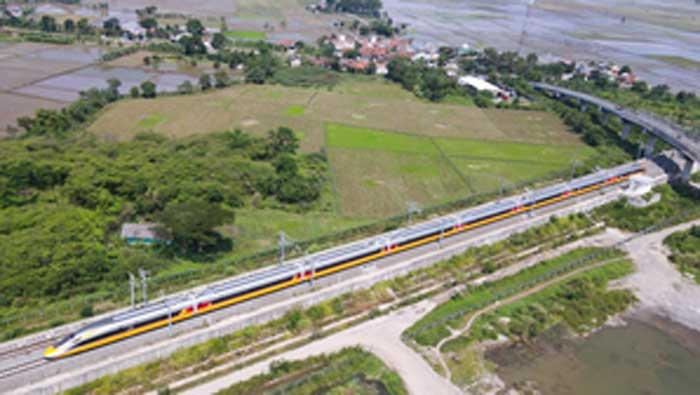 Jakarta-Bandung High-Speed Railway transports over 8 million passengers